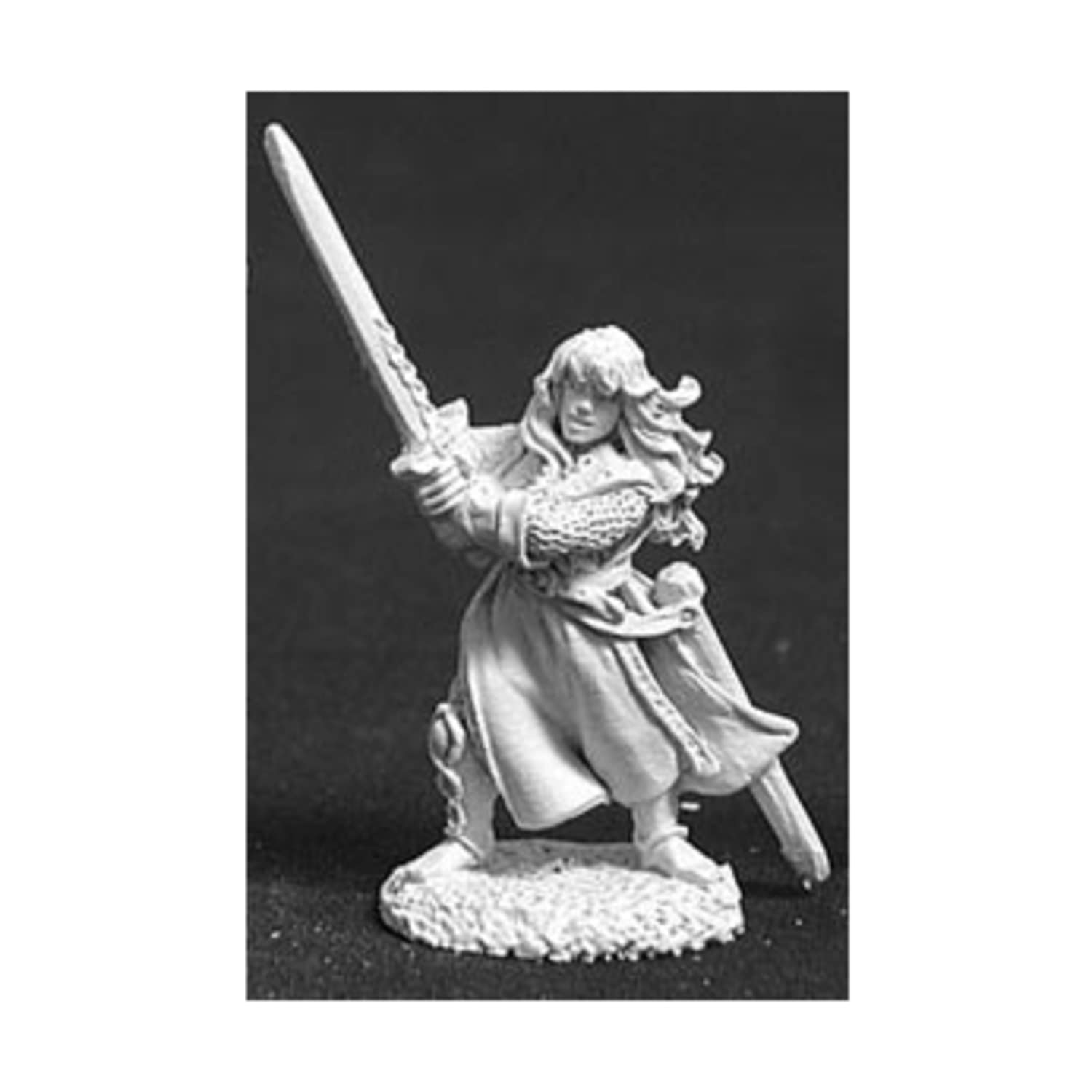 Amazon.com: Reaper Miniatures Shaedra Of Vestonia 02393 Dark